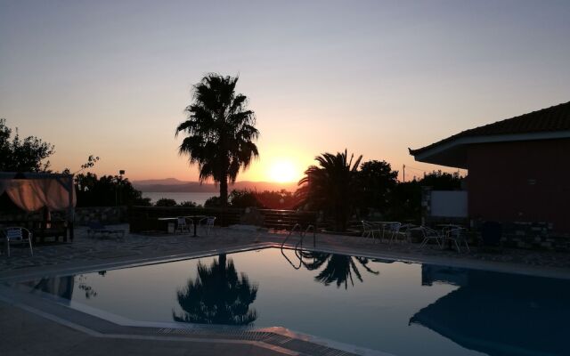 Saint George Hotel & Rooms