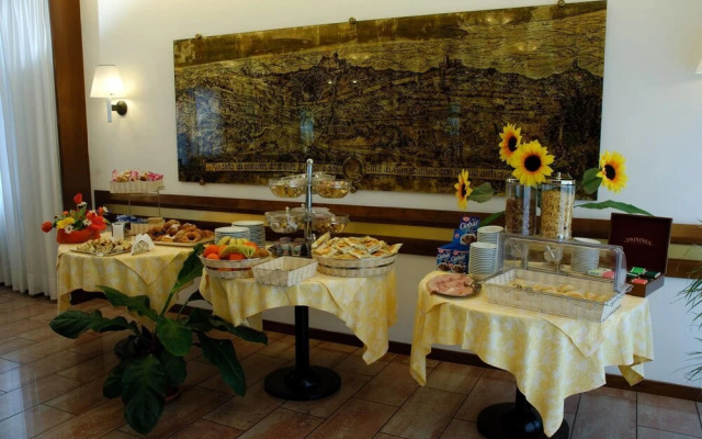 Hotel Crocenzi