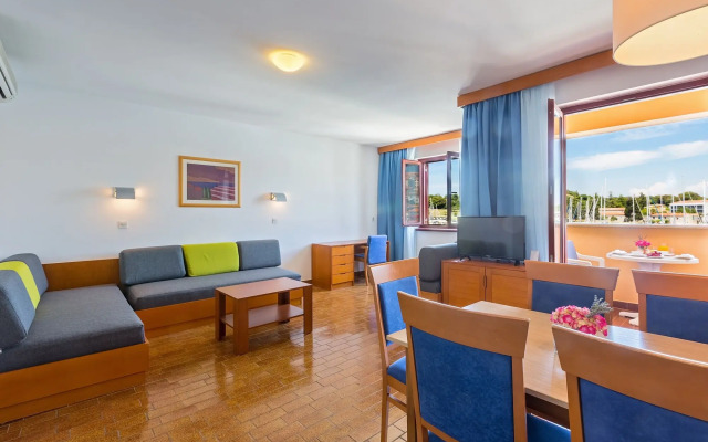 Apartments Riva