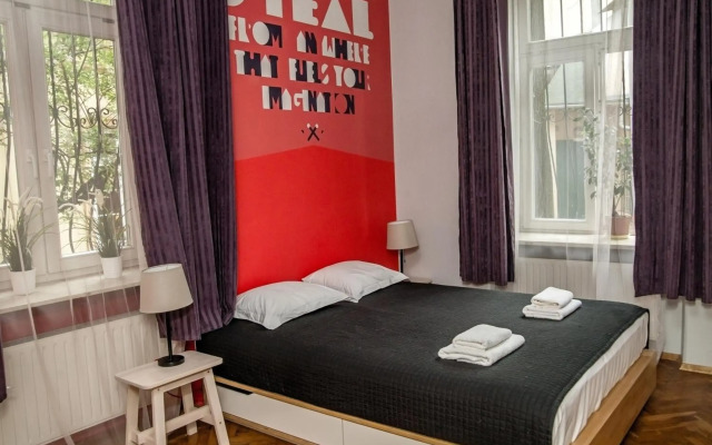 Red Kurka Apartments