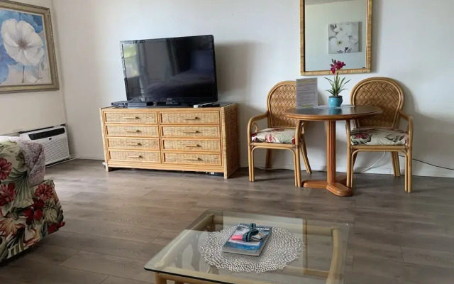 Tropical Studios at Marine Surf Waikiki