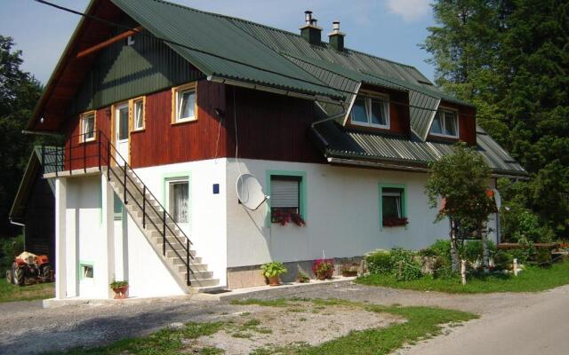 Apartment Park Crni Lug