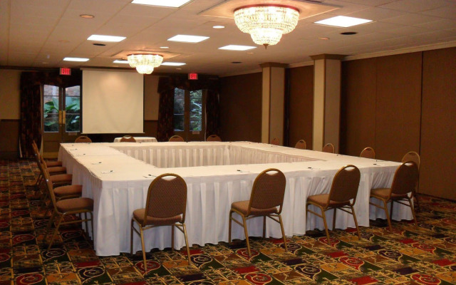 Holiday Inn FRENCH QUARTER-CHATEAU LEMOYNE by IHG