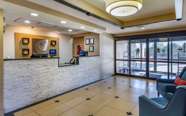 Comfort Inn Opelika - Auburn