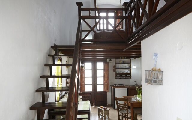 Anna Traditional Apartments