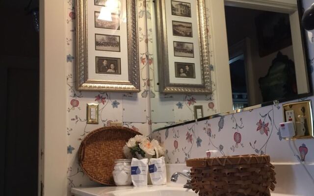 Thornton House Bed and Breakfast
