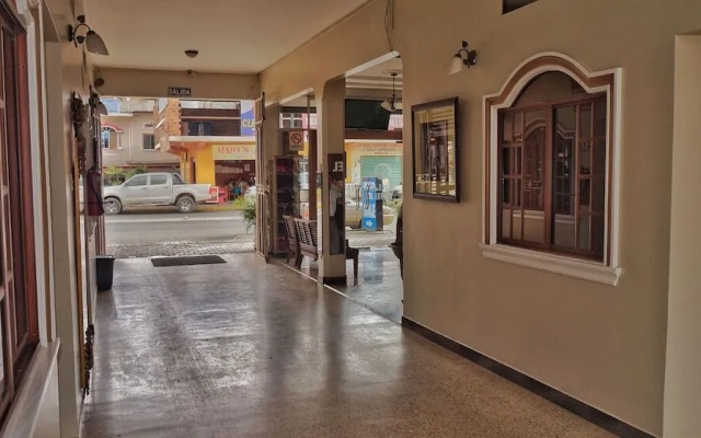 Vallejo Hotel