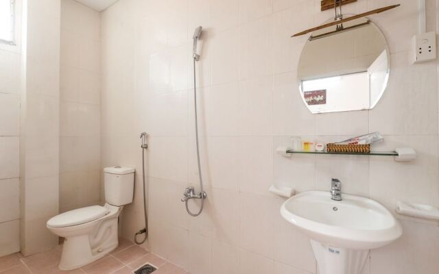 Oyo 390 Hoa Cat Hotel