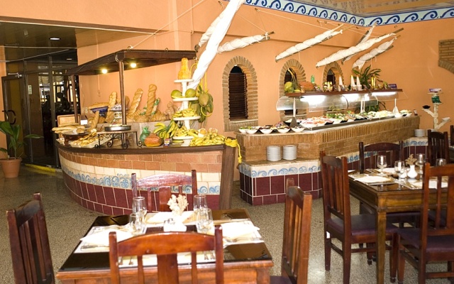 Club Amigo Ancon