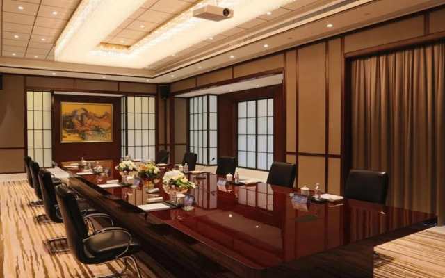 S & N International Hotel Linhai