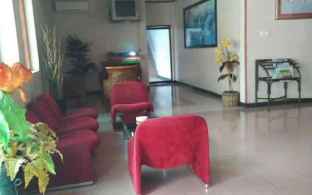 Hotel Parewisata