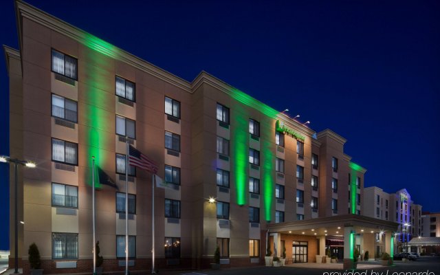 Fairfield Inn & Suites by Marriott New York Staten Island