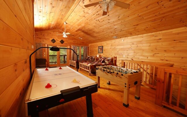 Big Pine Lodge - Six Bedroom Cabin