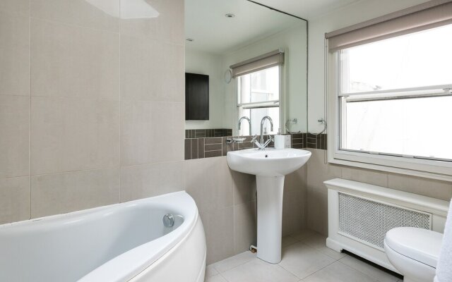 2 Bedroom Apartment in Nottinghill