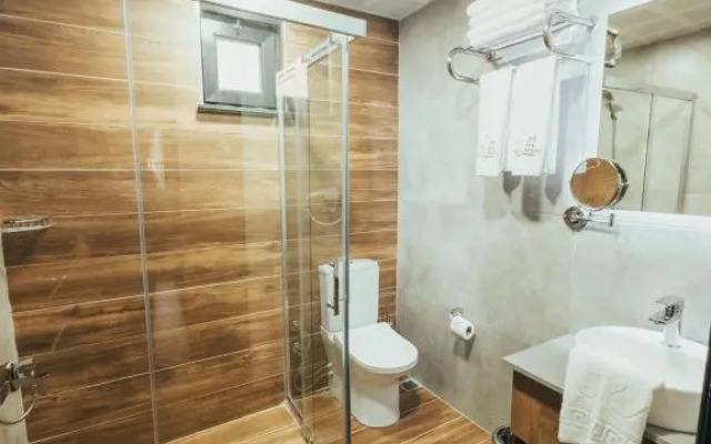 Baskonus Yaylasi Orman Evleri