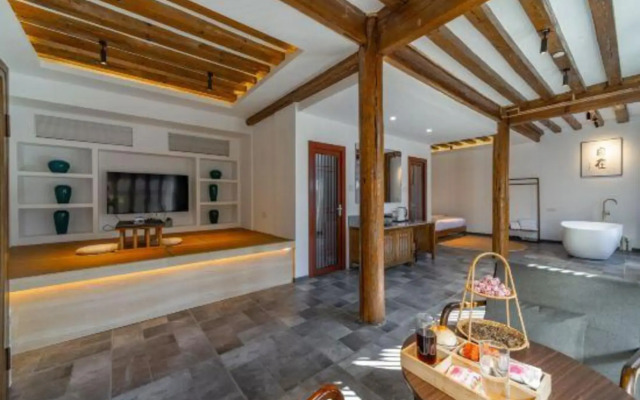 Qinghuandu Jianfa Inn (Lijiang Ancient City Mufu Branch)