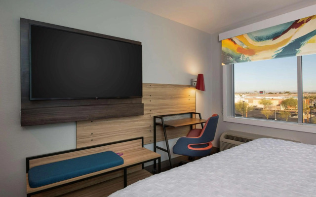 Tru By Hilton Phoenix Glendale Westgate, AZ