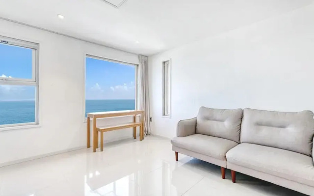 Sokcho Moreve Pension