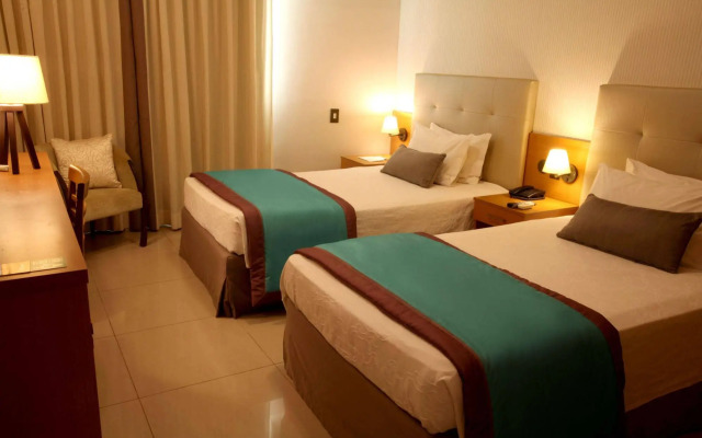 Royal Macaé Palace Hotel