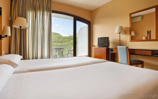 Hotel ILUNION Caleta Park