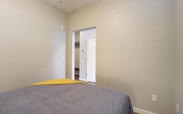 FRONTDESK The Central Apts Minneapolis