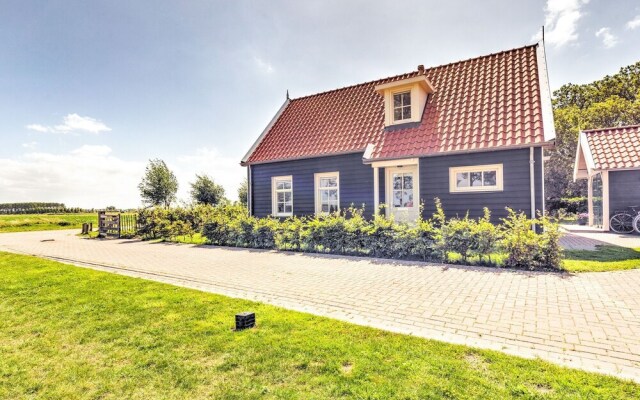 Holiday Home in Wissenkerke With Garden