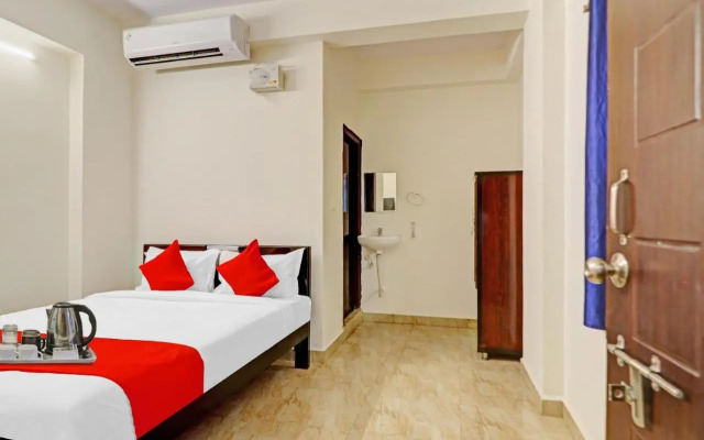 OYO 70119 Happy stay Hotels