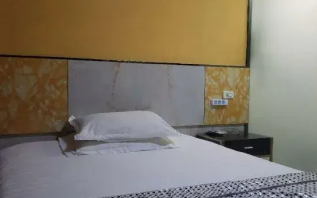Guoping Hotel
