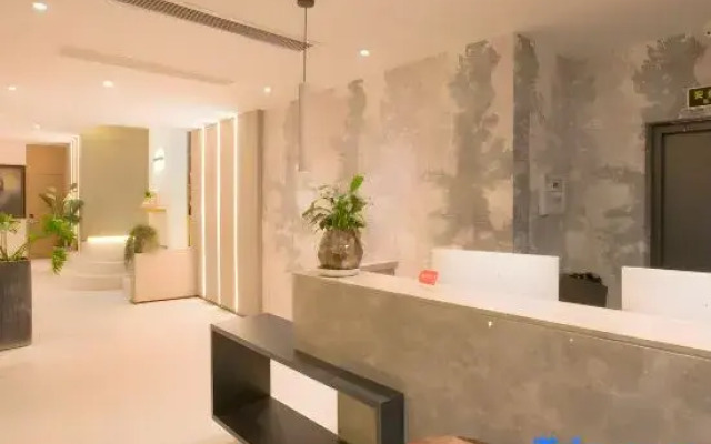 Yunlai Hotel