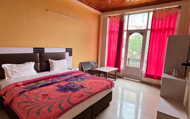 Lake View Rooms In Khajjiar