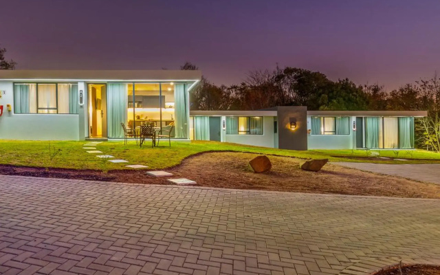 Kravit Premier Suites
