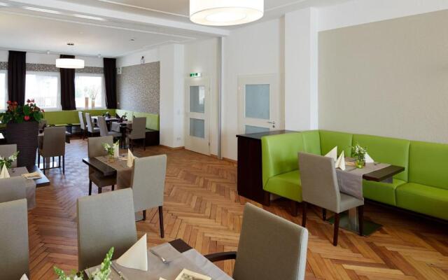Hotel Karolinger-Hof