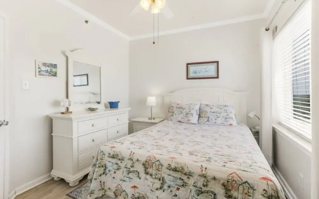 Tradewinds 1301 Beachfront Top-floor