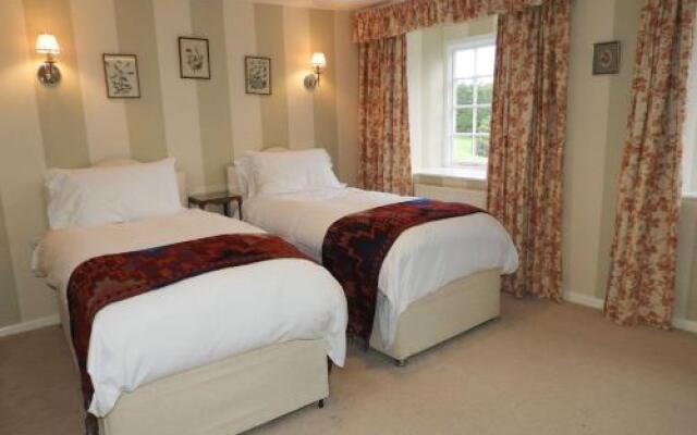 The West Wing at Trevadlock Manor