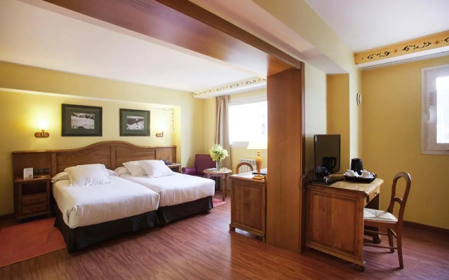 Ski Plaza Hotel & Wellness