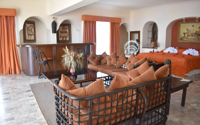 Villablanca Garden Beach Hotel