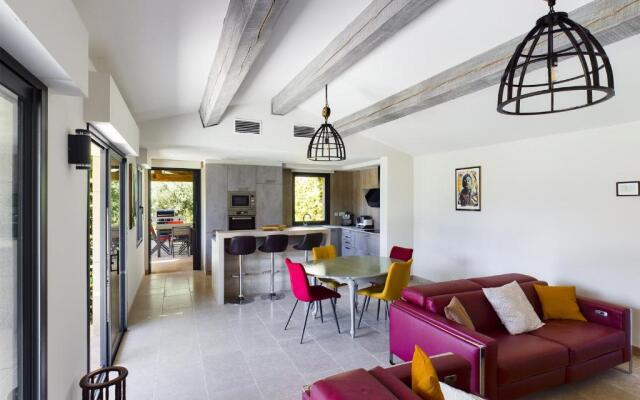 Maison Eygalières, 4 pièces, 6 personnes - FR-1-599-19