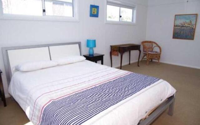 Hampstead, 32 Main Street