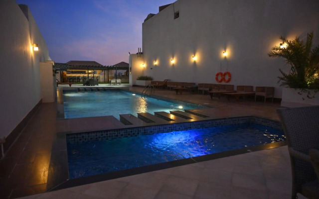 Ista Suites Seef