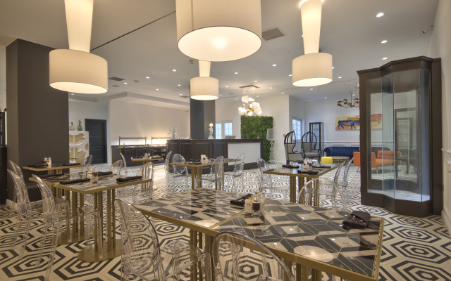 HOLM Boutique &Spa - IK Collection