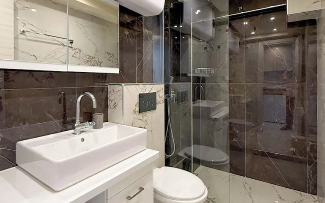 Blue Star Suites by SDR