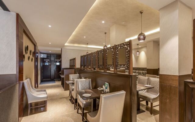 OYO 11676 Nakshatra Grand