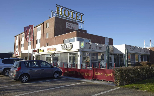 hotelImage