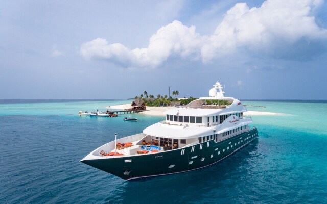 Dhaainkan'baa - Luxury Yacht