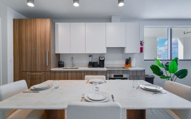 Prime location Luxury Condo at brickell