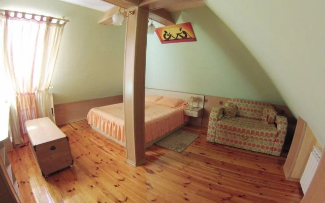 Guest House on Artilleriyskaya
