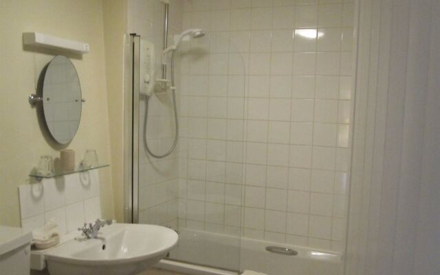 Guiting Guest House