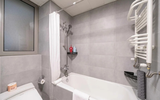 Tyms Stylish 1BR 1BA Apt Yongxin Century