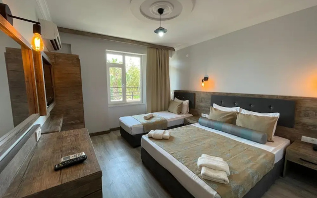 Seven City Hotel