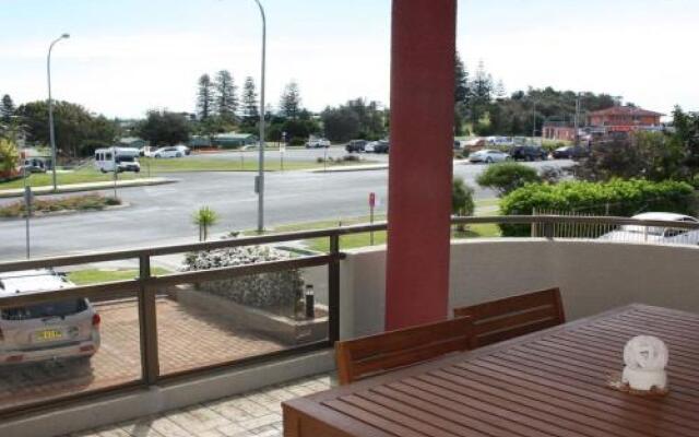 Sandbar 103 - Forster Main Beach